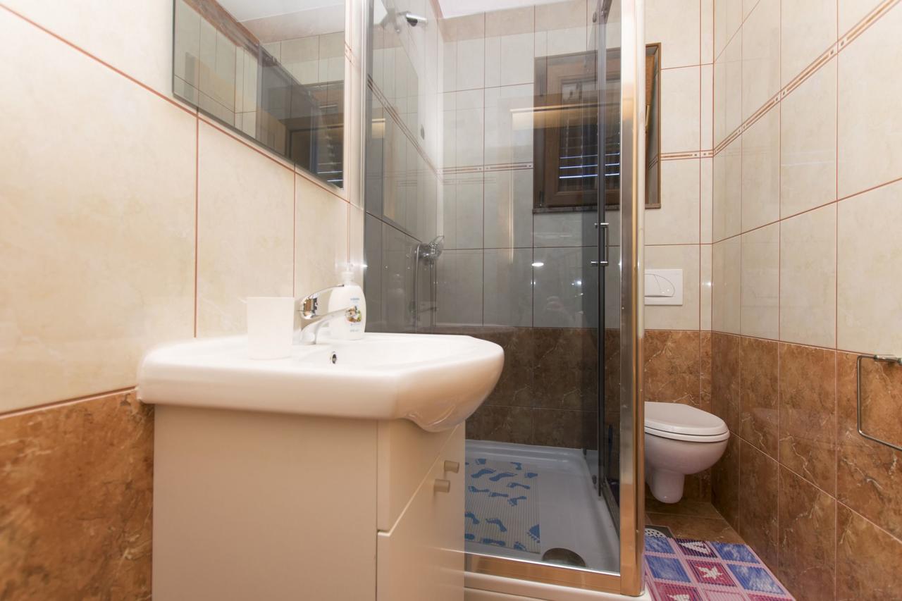 Rooms Nada Селине Екстер'єр фото