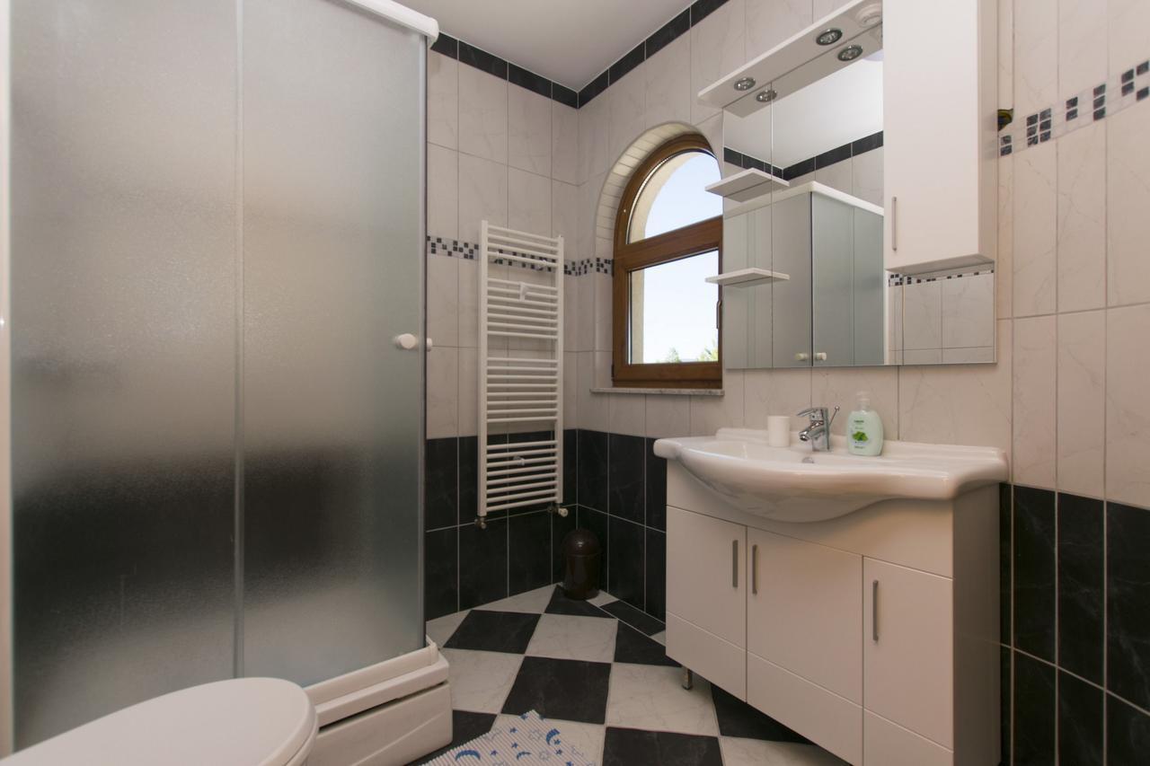 Rooms Nada Селине Екстер'єр фото